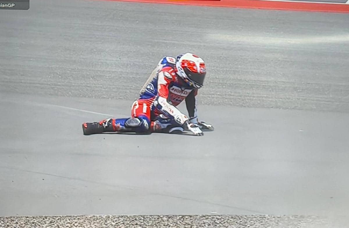 Aleix Espargaro Crash di Tikungan 12 saat FP2 Mandalika