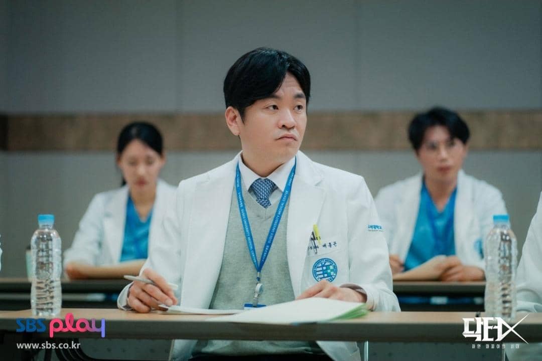 cuplikan drama Doctor X: Mafia in White 