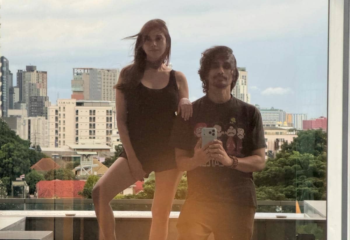 Keseruan Aditi Rao Hydari Traveling ke Bangkok Bareng Suami
