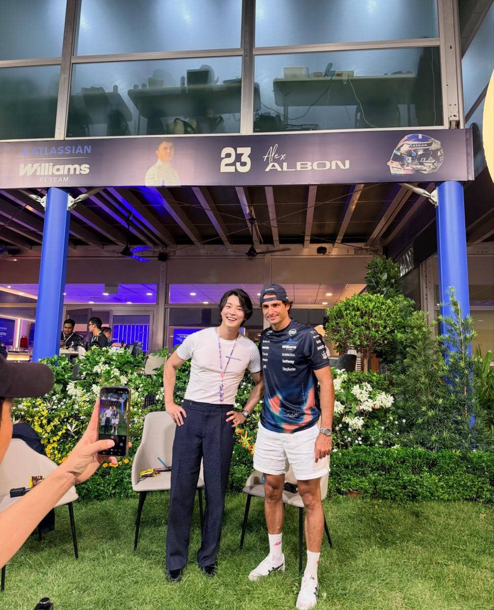 Yoon Si Yoon nonton Singapore Grand Prix 2026 - F1 Race