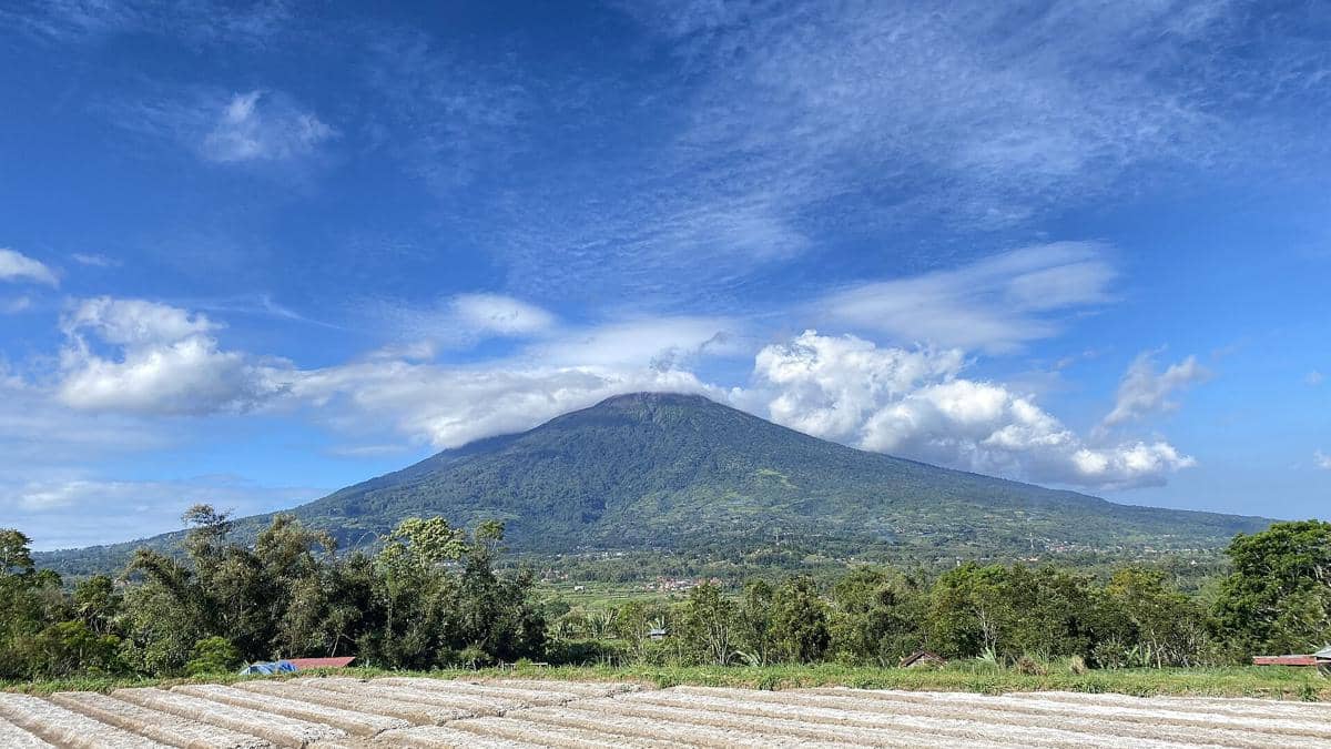 potret Gunung Marapi Sumatra Barat