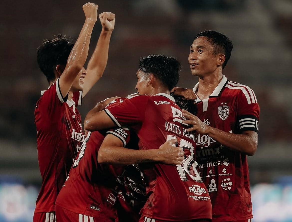 Pelatih Timnas Indonesia Nonton saat Bali United Pesta 6 Gol