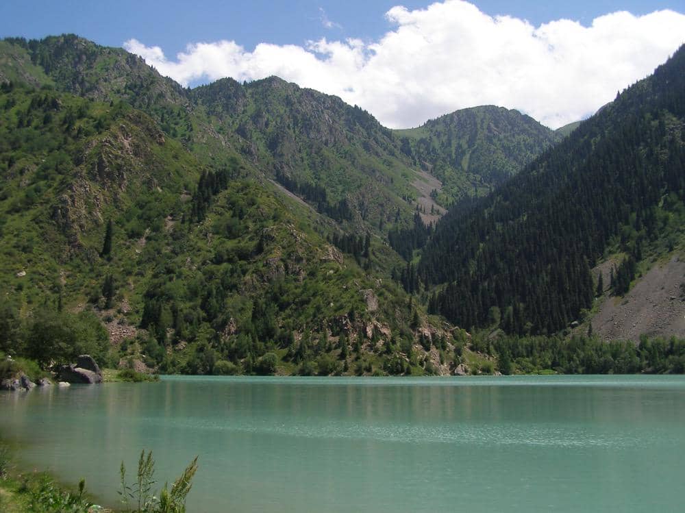potret Danau Issyk