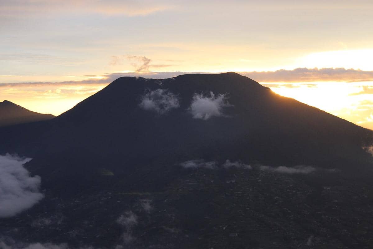 potret Gunung Singgalang Sumatra Barat