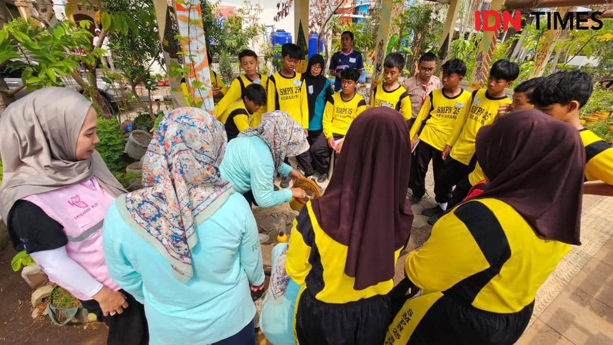 Dari Tanah Payau Tambaklorok, Harapan Pangan Tumbuh dengan Energi Hijau