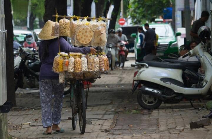 [PUISI] Suara dari Sudut Kota yang Lupa  