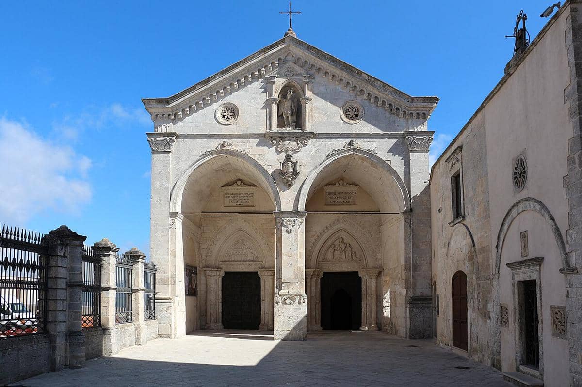 5 Fakta Basilika St. Mikael, Gereja Ikonik di Gunung Gargano
