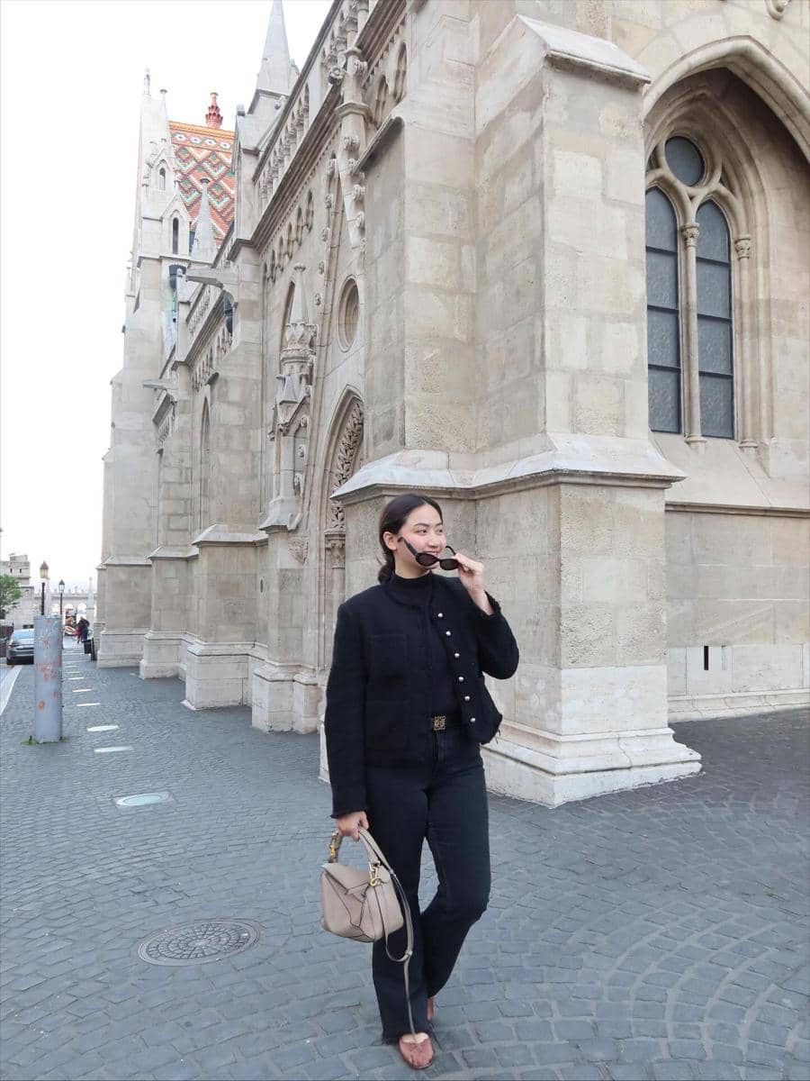 Inspirasi OOTD traveling ala Stephanie Giscka