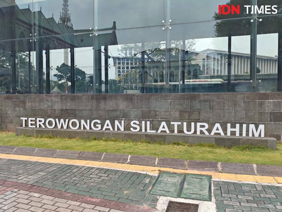 Terowongan Silaturahim (IDN Times/Febriyanti Revitasari)