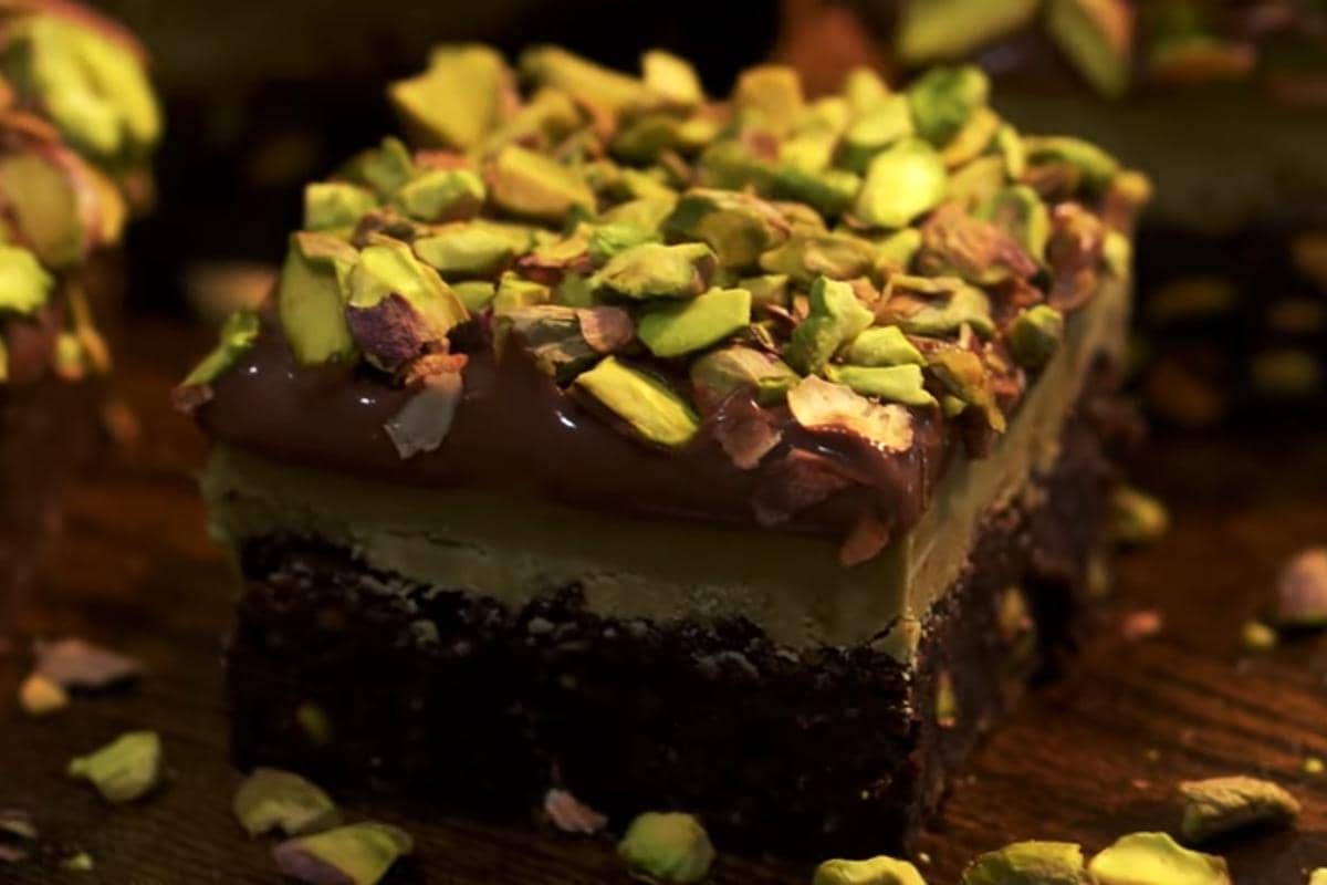 Resep Triple Layer Pistachio Brownie, Gak Rela Dibagi! 