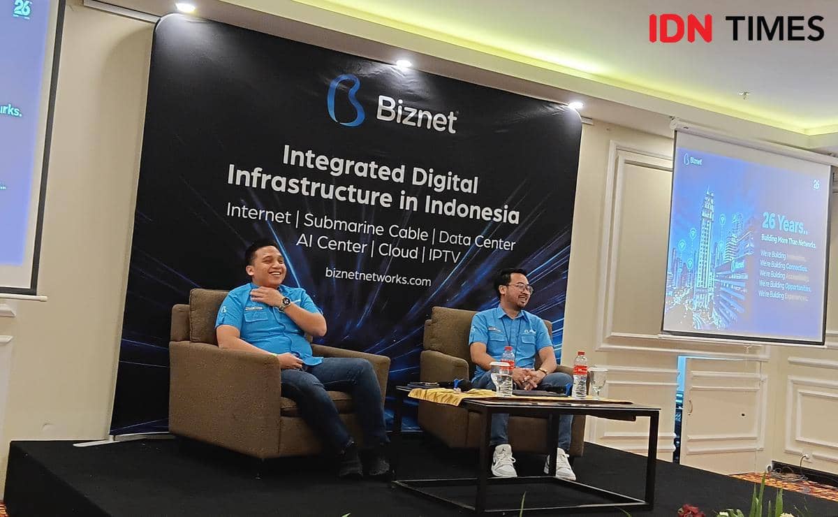 Asisten Senior Manager Teritory Biznet Sumatra 2, Piscesco Heyziputra (kiri) dan Ardyan Indradmaja, Regional Manager Teritory Biznet Lampung