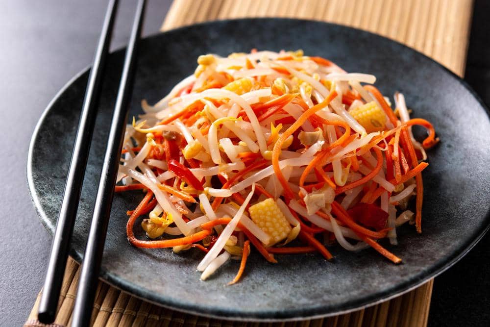 8 Bahan Pelengkap Kani Salad, Cara Makan Crabstick yang Seru