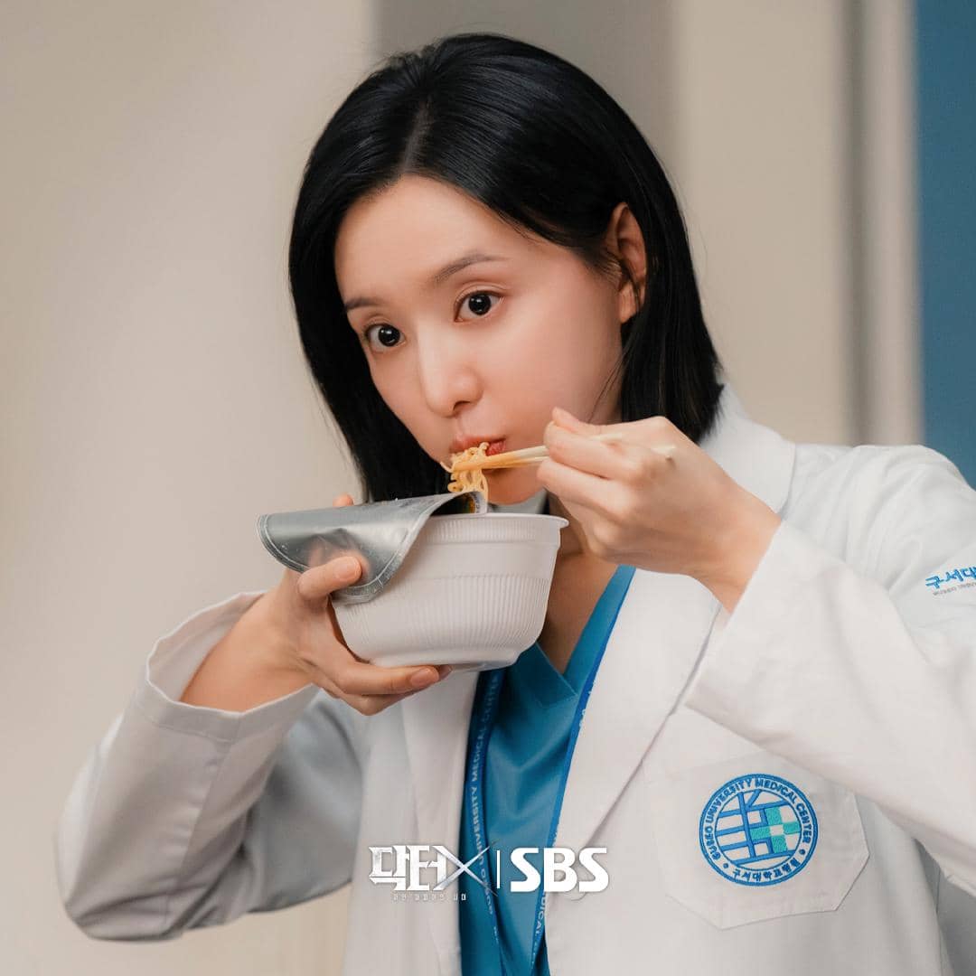 cuplikan drama Doctor X: Mafia in White.