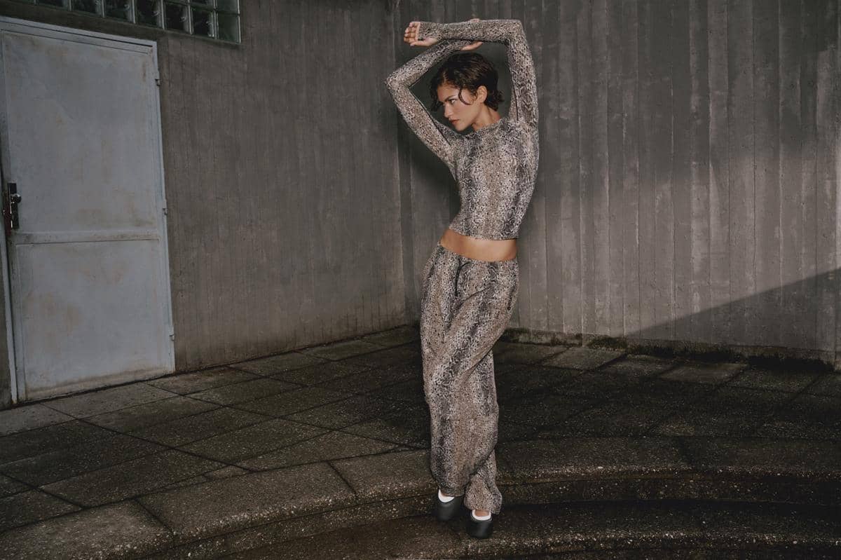 Zendaya di Louis Vuitton Spring/Summer 2027 pada Paris Fashion Week (dok. Dialogue Communications/Zendaya x On Fall/Winter 2026)