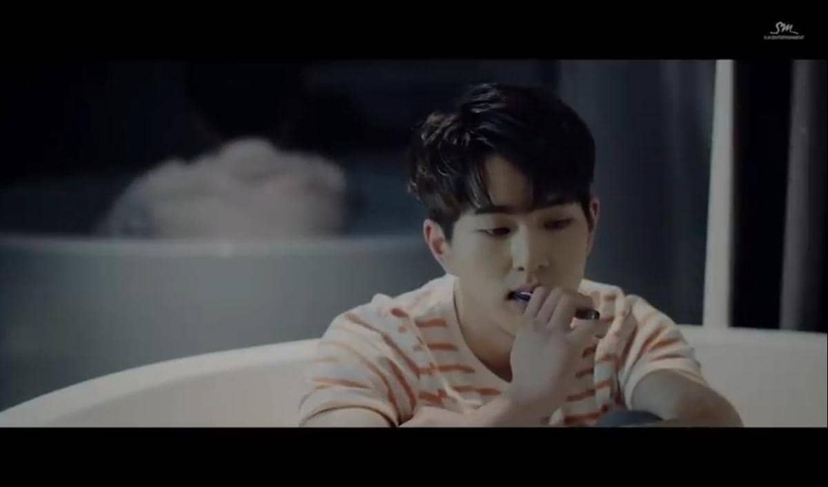 Cuplikan MV "Lullaby"