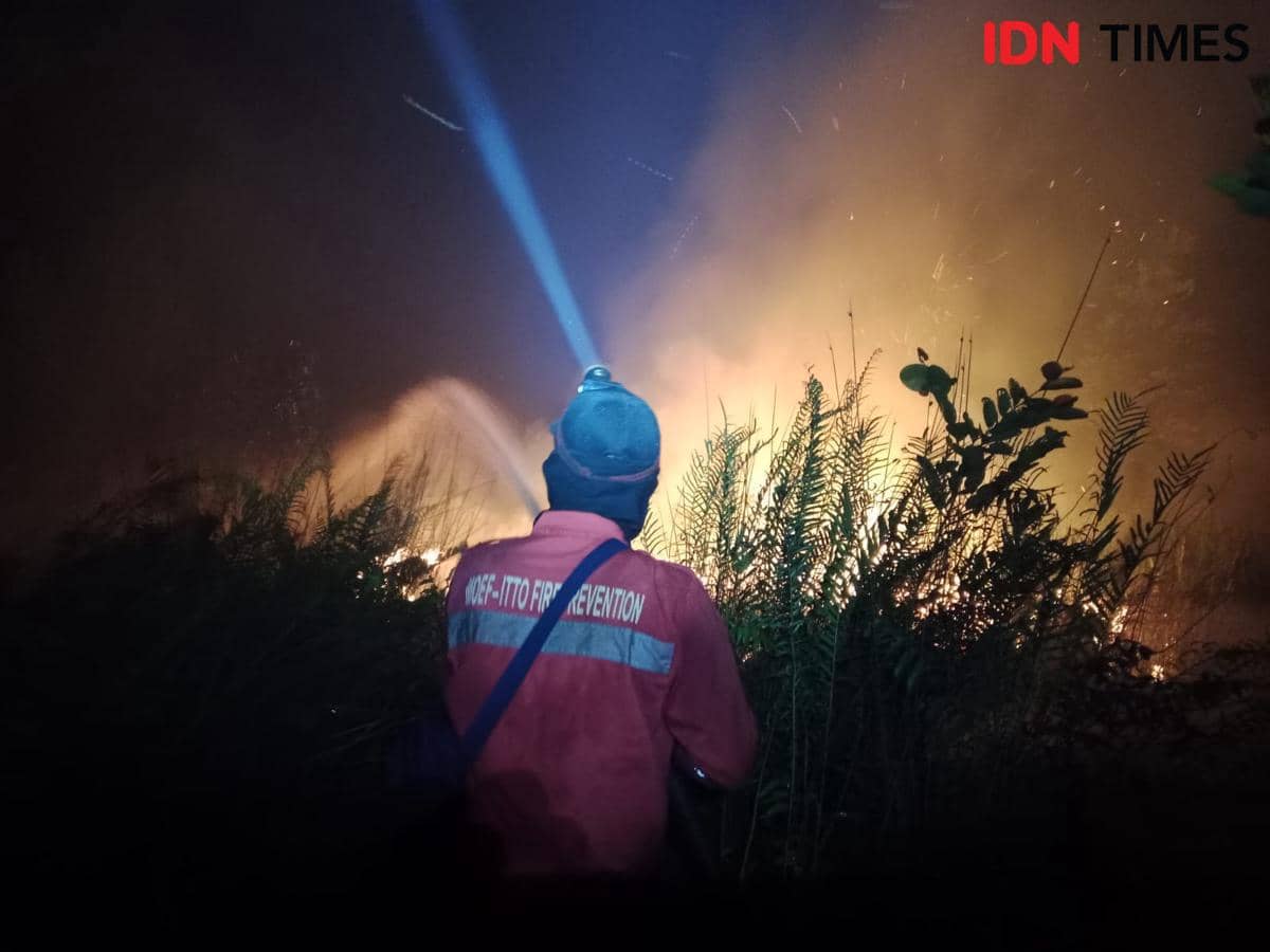 Kerhutla Terus Menyala di Kalimantan, Akses dan Sumber Air Jadi Kendala