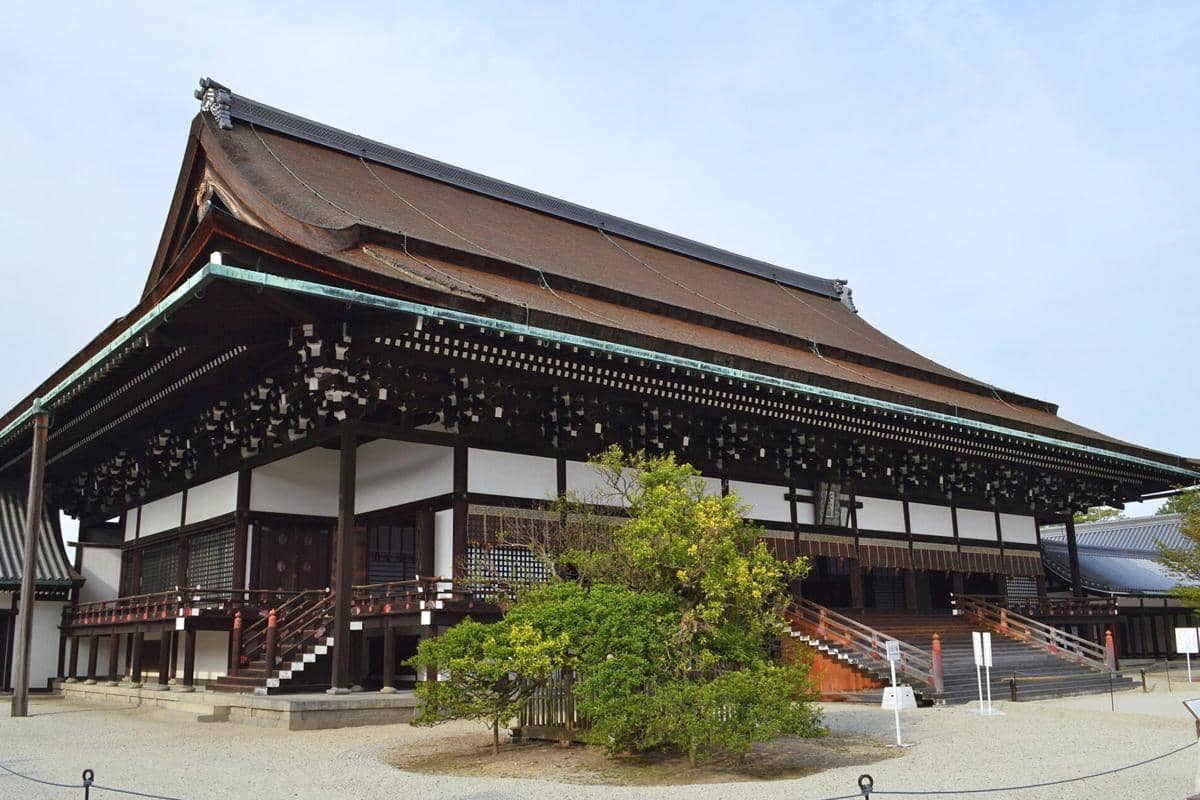 Aula upacara Shishinden di Istana Kekaisaran Kyoto di Jepang Barat 