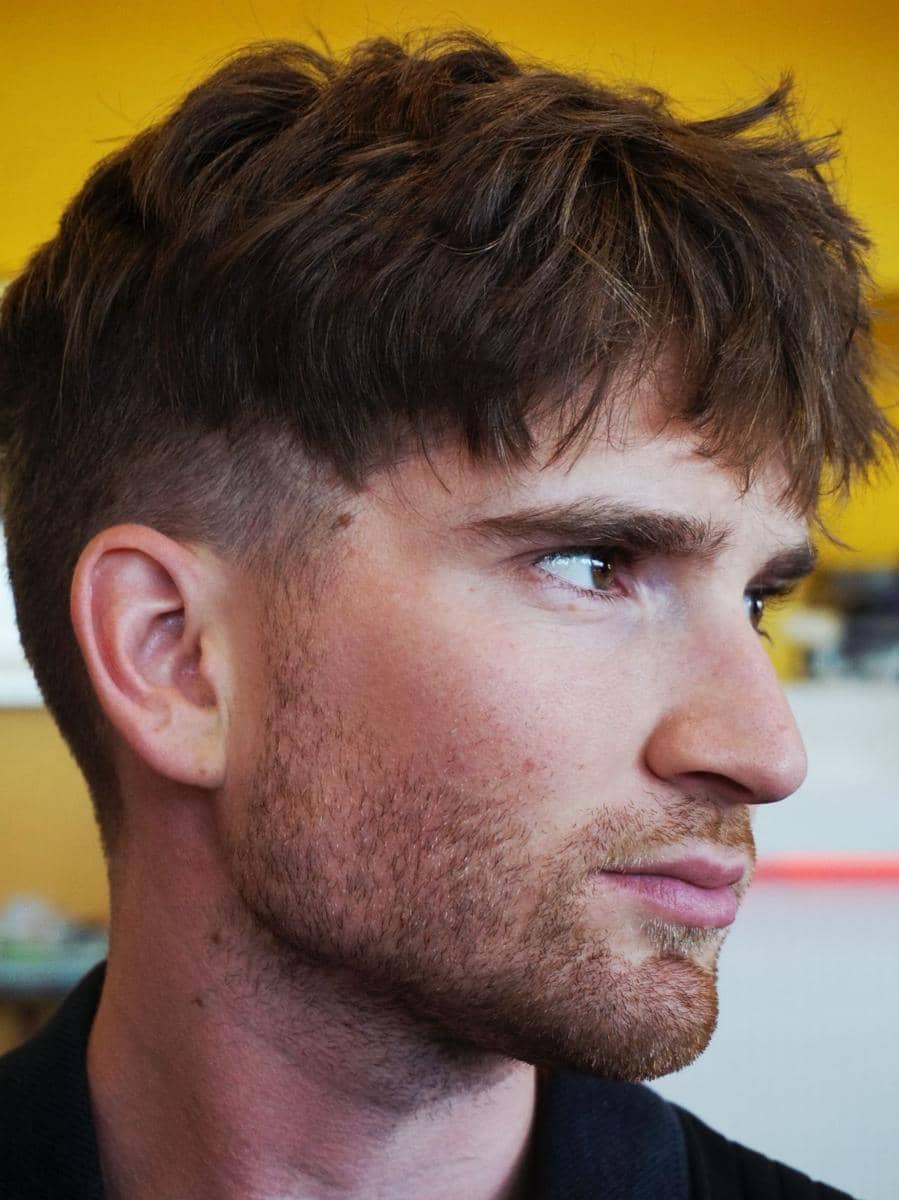 ilustrasi potongan rambut fringe cut
