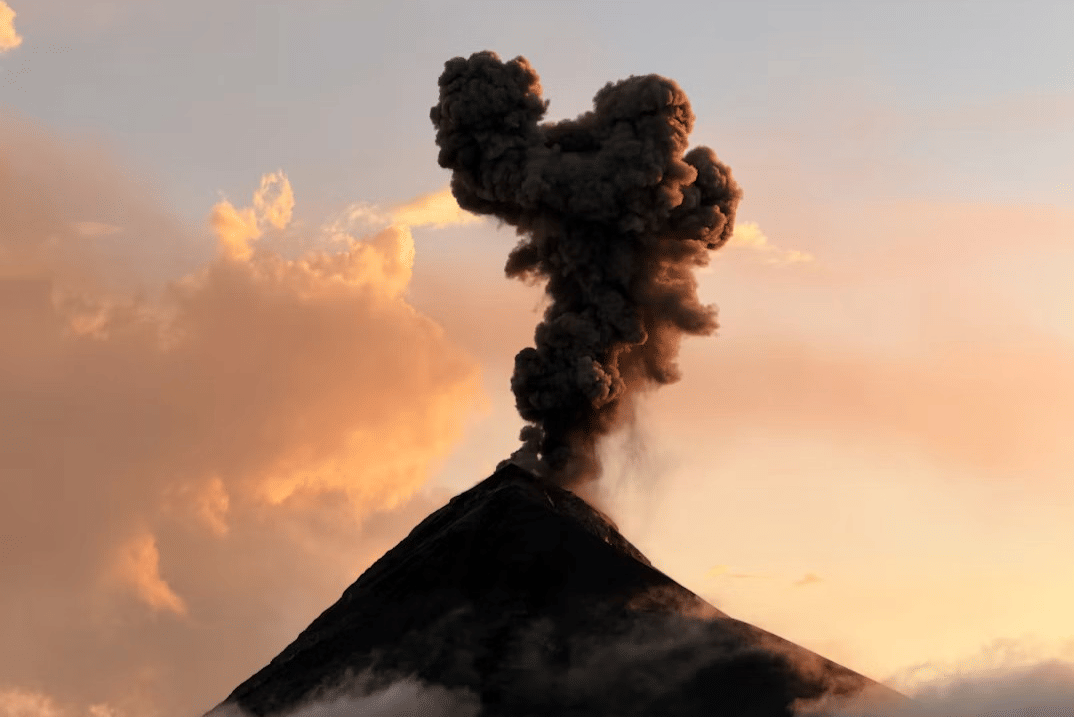 Kenapa Gunung Berapi Bisa Mengeluarkan Suara Gemuruh?