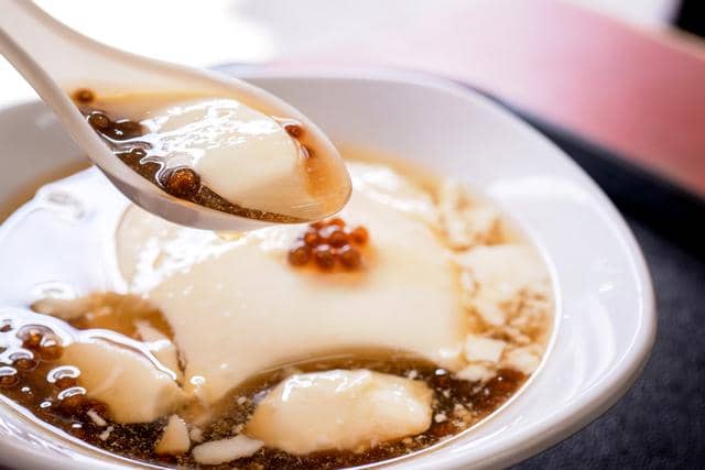 Kuah Pelengkap Kembang Tahu selain Rasa Jahe, Manis Memikat
