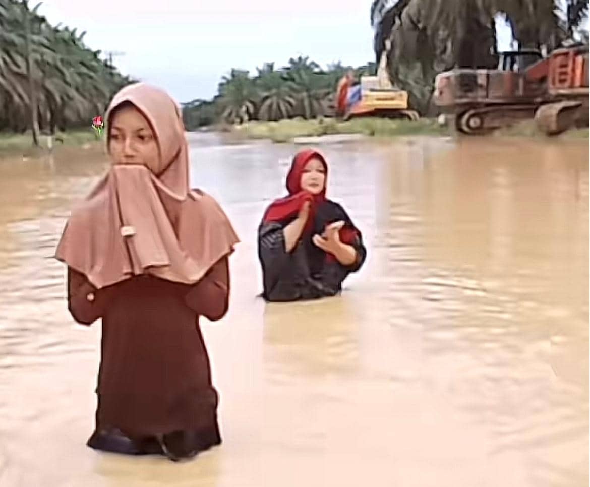[BREAKING] Sungai Tamiang Meluap, Sejumlah Daerah Terendam