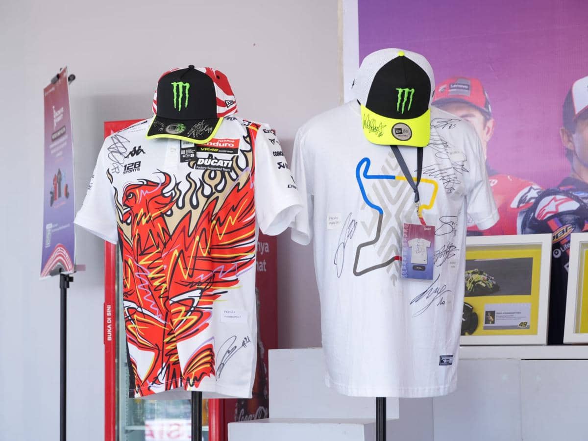 Pertamina hadirkan lelang memorabilia dan galeri MotoGP di Enduro Mandalika Experience 2026.
