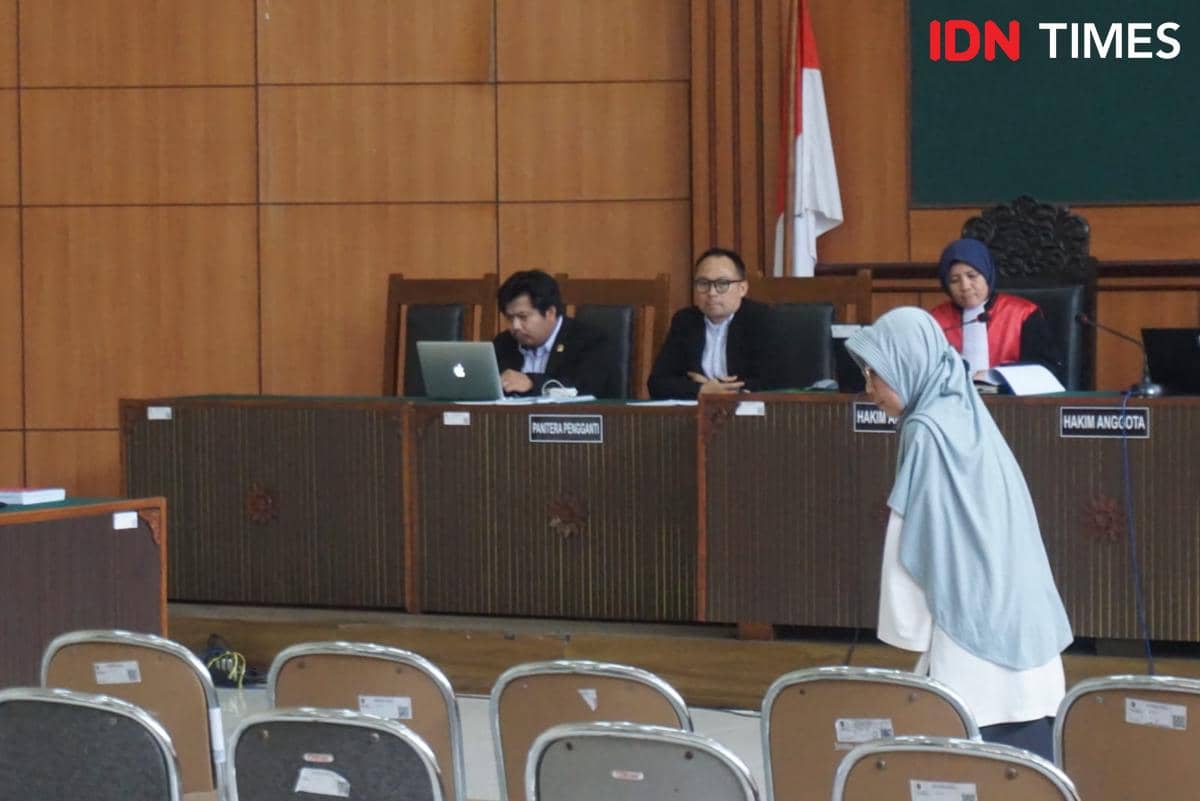 Diyah Kusumastuti, Ketua Yayasan Aresha Indonesia Center, dituntut 10 tahun penjara terkait kasus Daycare Little Aresha.