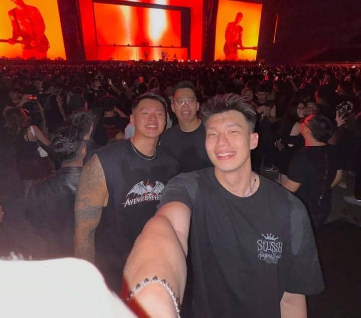 Vincent Kosasih nonton konser Avenged Sevenfold di JIS