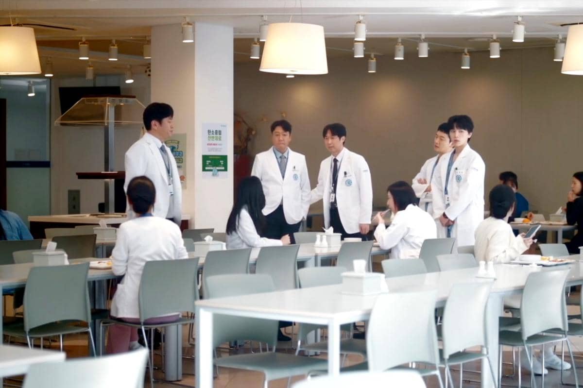 Cuplikan drama Doctor X: Mafia in White (dok. SBS/ Doctor X: Mafia in White)