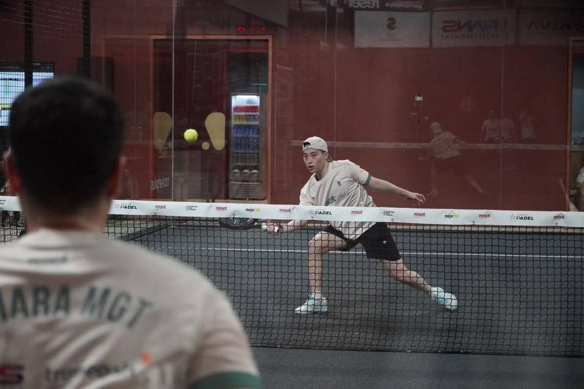 Kala Kantoran SCBD Beradu di Turnamen Padel Reset Social Club