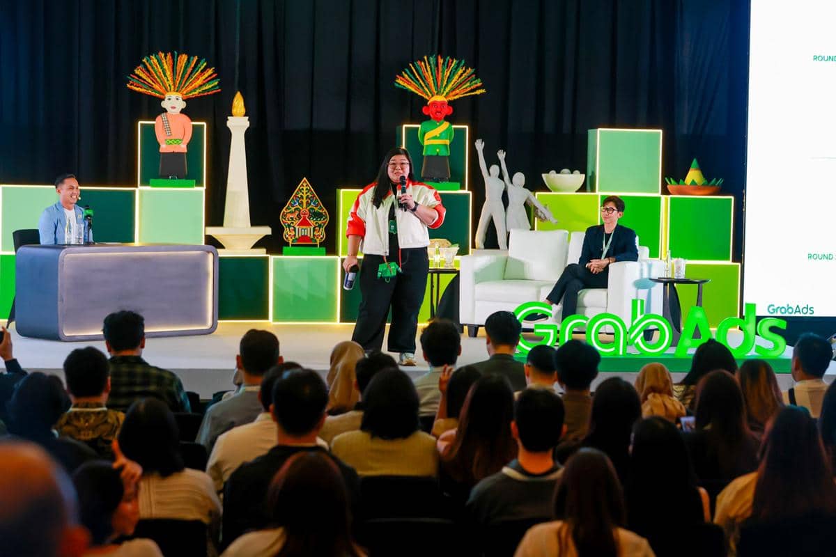 Foto 4 - Adinda Yozari, General Manager Chagee, berbagi perspektif mengenai strategi kampanye brand dalam sesi panel di acara F&B Forward_ GrabAds Marketing Summit 2026 di Jakarta (08_10).jpg