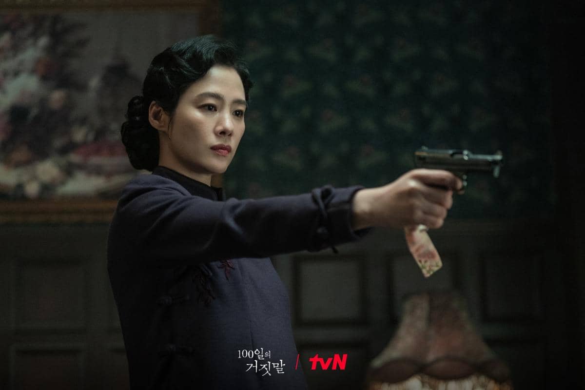 Cuplikan adegan dari drama 100 Days of Deception produksi tvN dalam salah satu rangkaian cerita serial tersebut.
