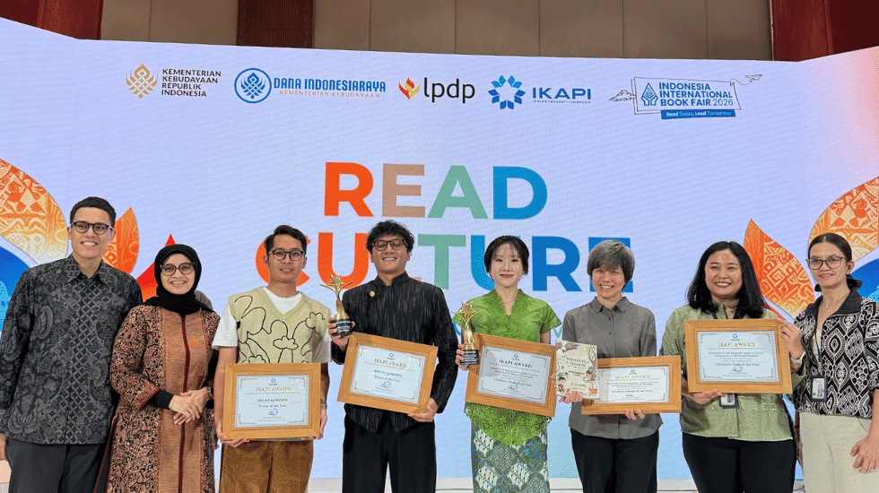 Brian Krisna dan M. Sutandi Raih Penghargaan Bergengsi di IKAPI Awards