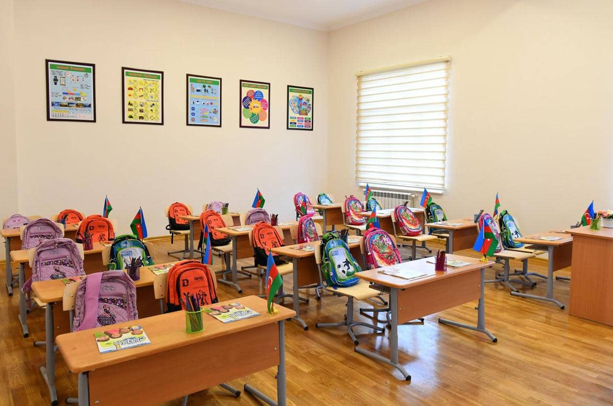 ruang kelas di Azerbaijan