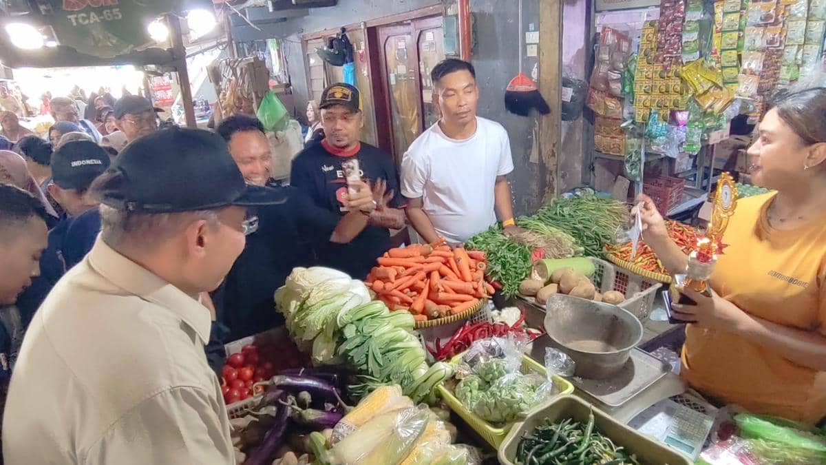 Harga MinyaKita di Surabaya Tembus Rp21 Ribu, Cabai Rp70 Ribu!