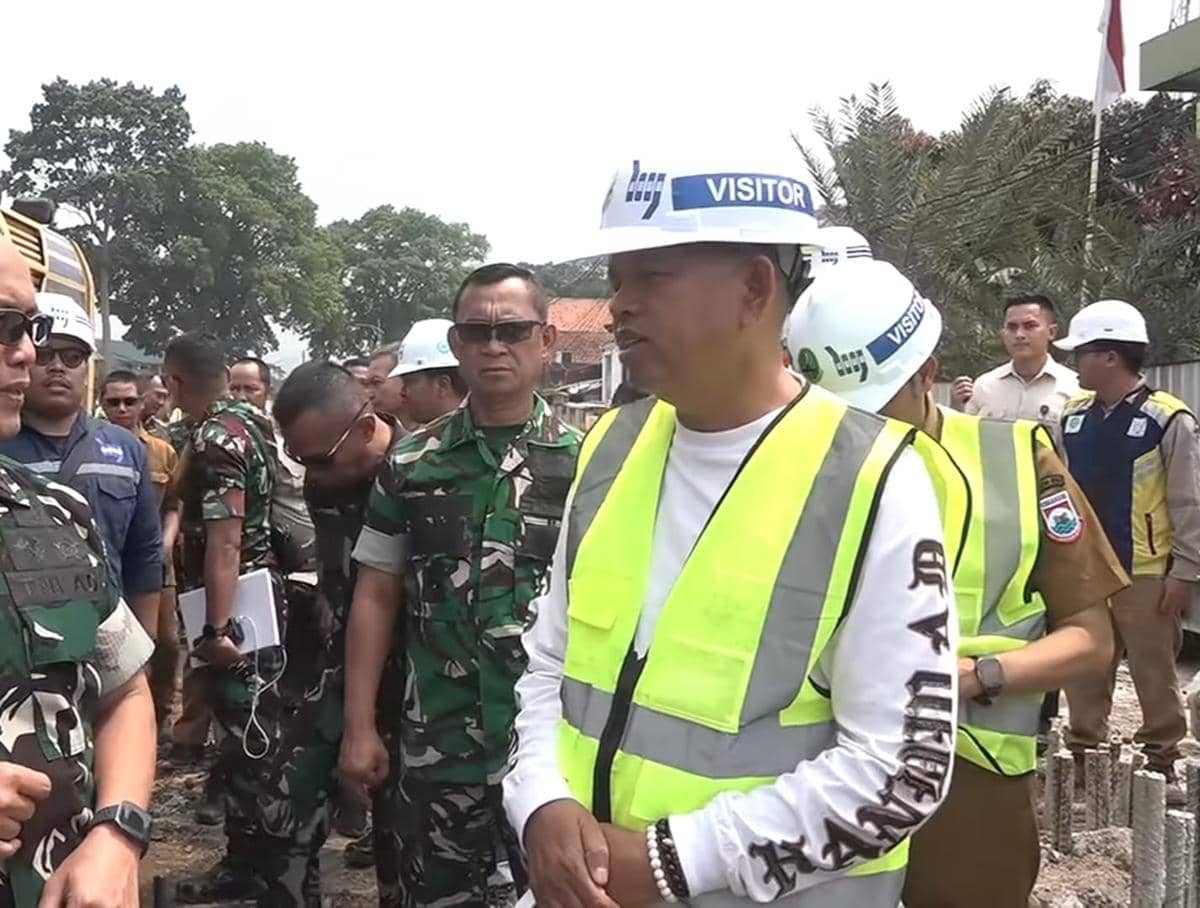KDM Sidak Underpass Cimahi Rp126 Miliar, Minta Pekerja Diperhatikan 