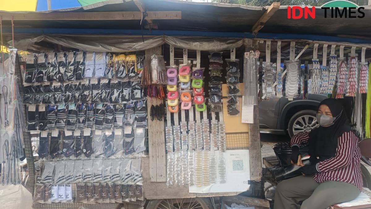 Masker Kembali Dicari di Tengah Menurunnya Kualitas Udara Makassar