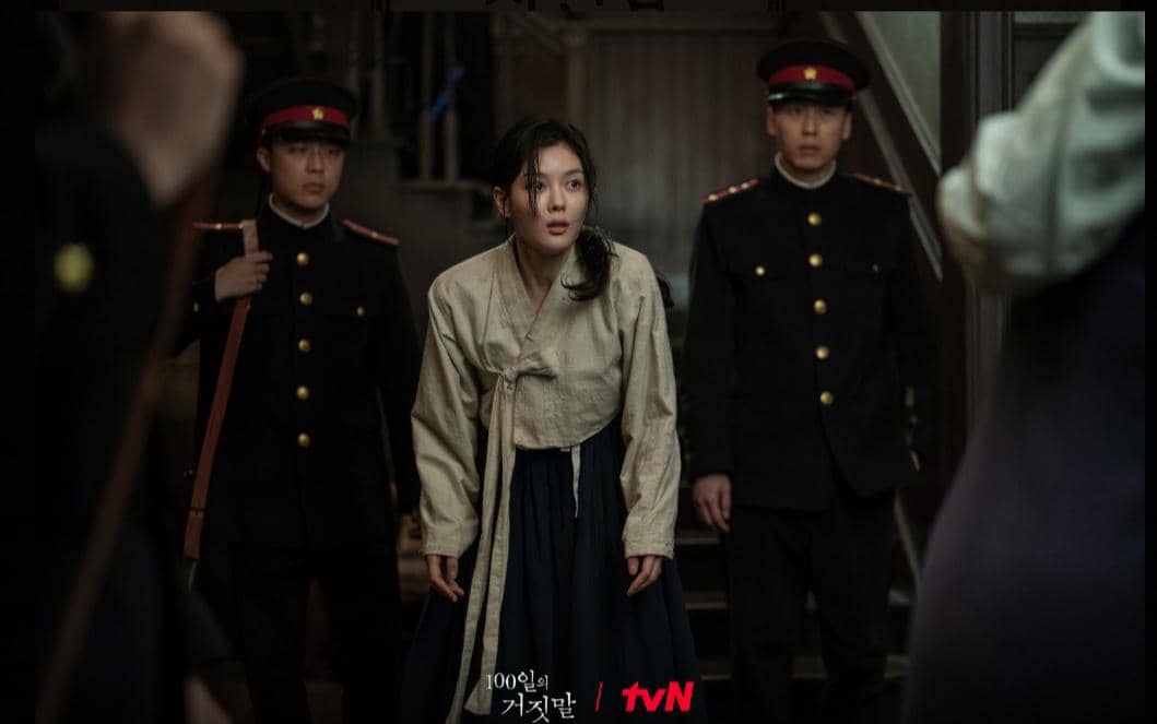 Cuplikan drama 100 Days of Deception dalam unggahan akun Instagram resmi tvN Drama, menampilkan adegan dari serial tersebut.