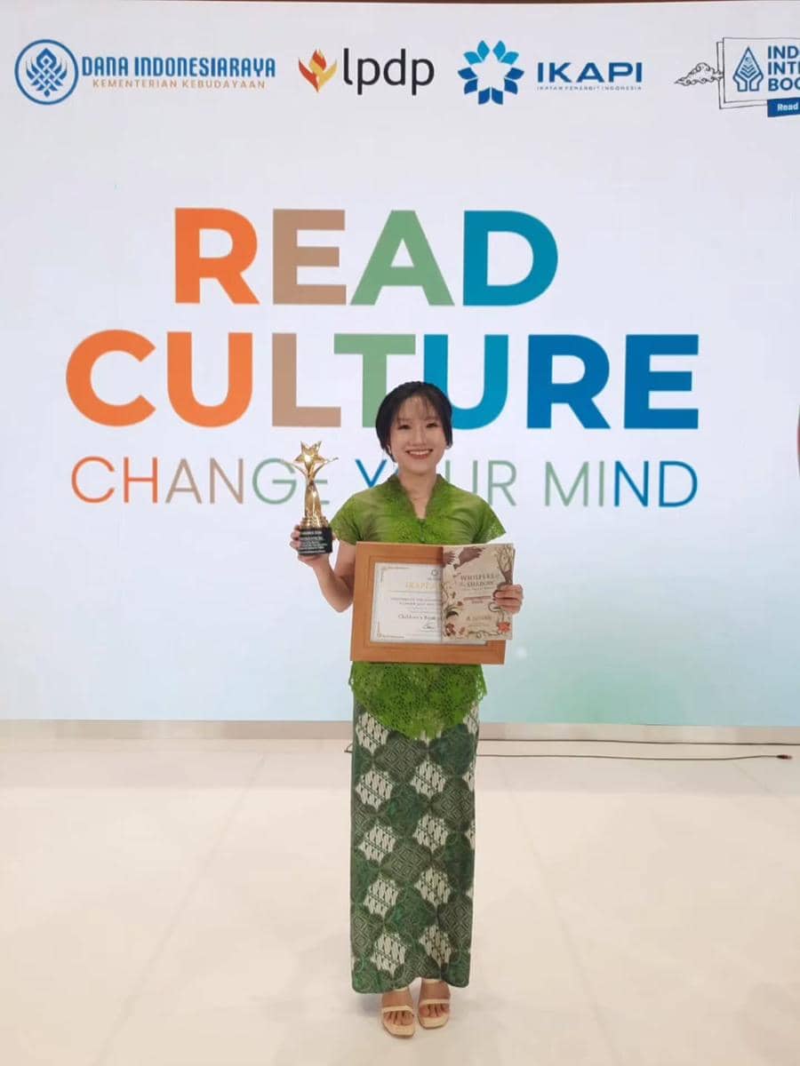M. Sutandi raih penghargaan di IKAPI Awards 202