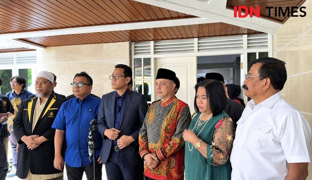 Denny Indrayana, MK, Ijazah Gibran