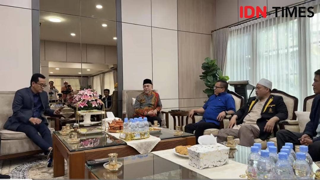 Denny Indrayana dkk Temui Wakil Ketua DPD, Cari Opsi Pemakzulan Gibran