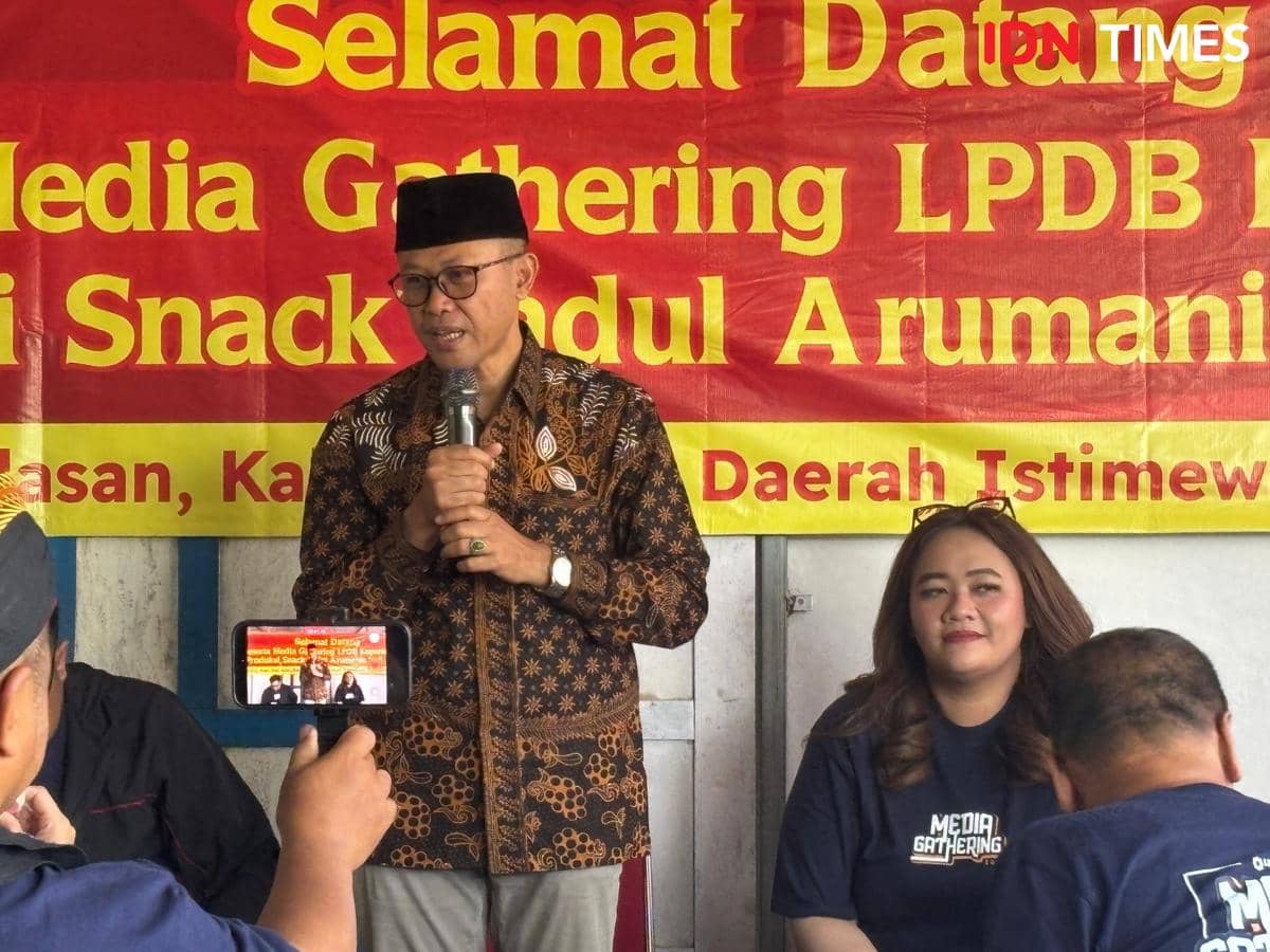 Pemilik usaha Arumanis Haji Ardi, Ardi Sahami. (IDN Times/Herlambang Jati Kusumo)