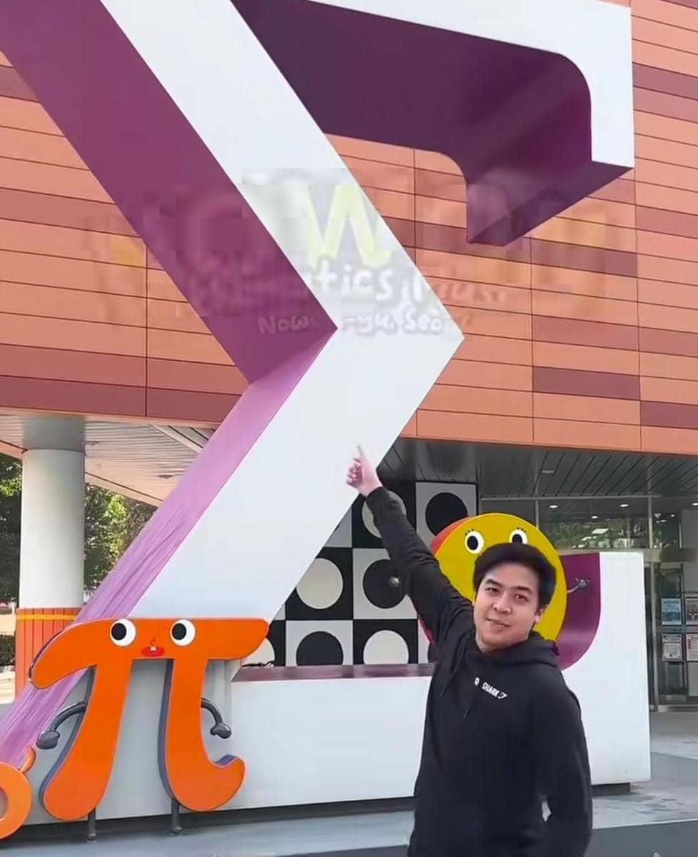 Jerome Polin di Nowon Mathematics Museum