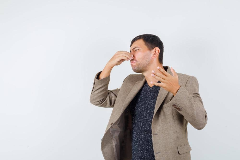 5 Cara Menghilangkan Bau Badan Menyengat Tanpa Parfum