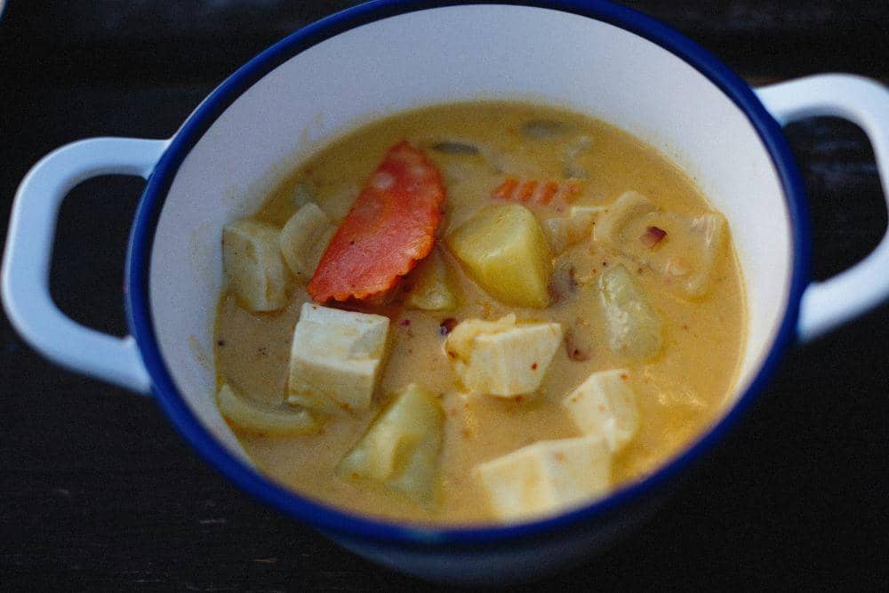 ilustrasi ketupat sayur