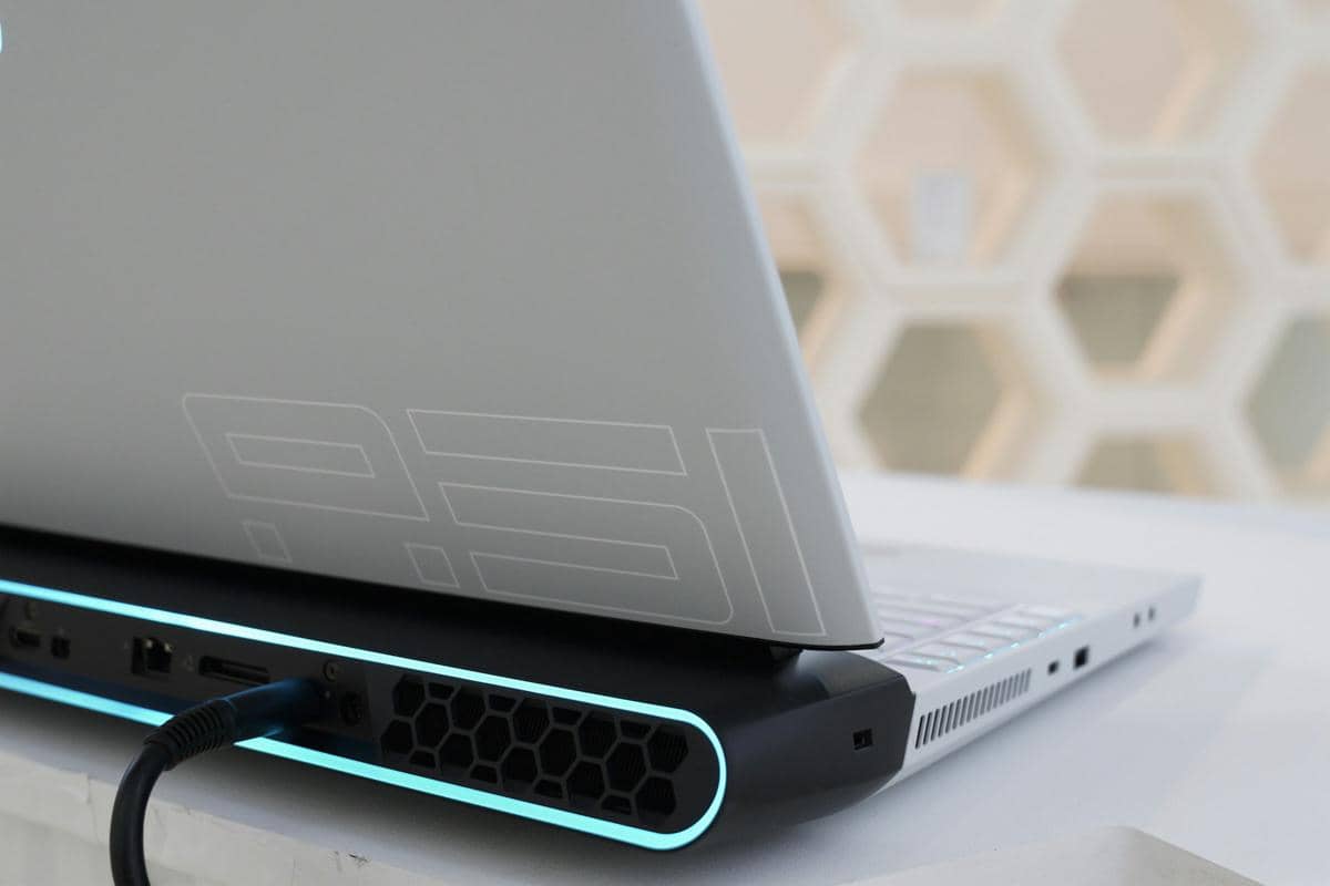 alienware-_lHDEG1Z7oQ-unsplash.jpg