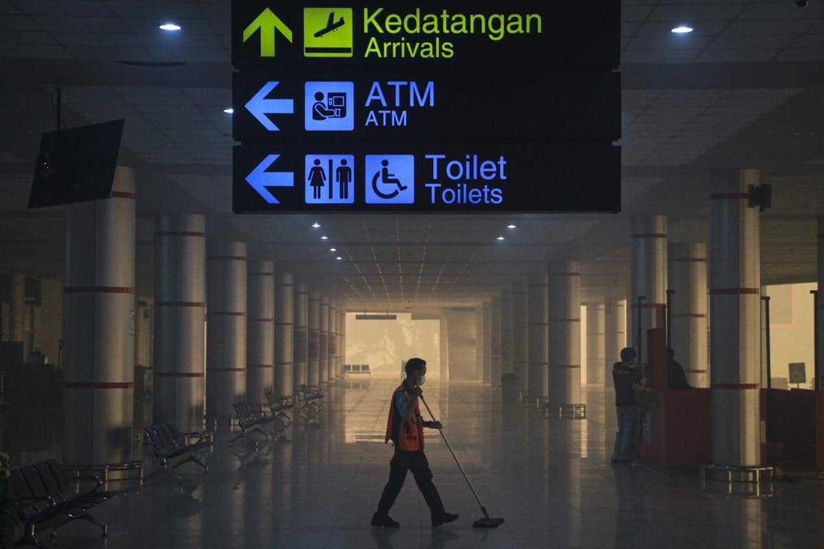 Kabut Asap Makin Pekat, Bandara di Sampit Masih Lumpuh Total