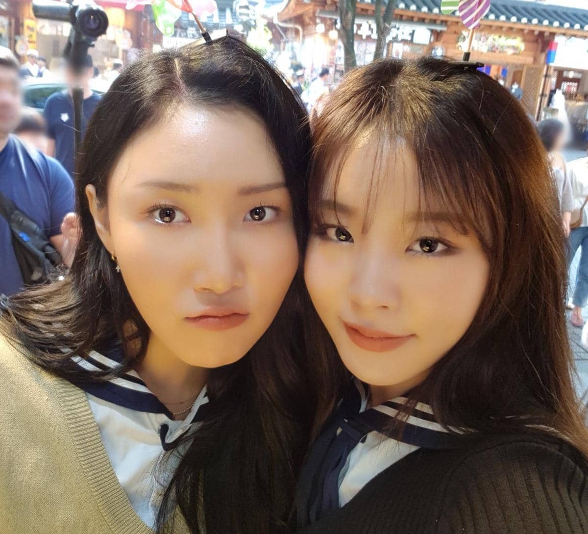 Potret Hwasa dan Whee In MAMAMOO 