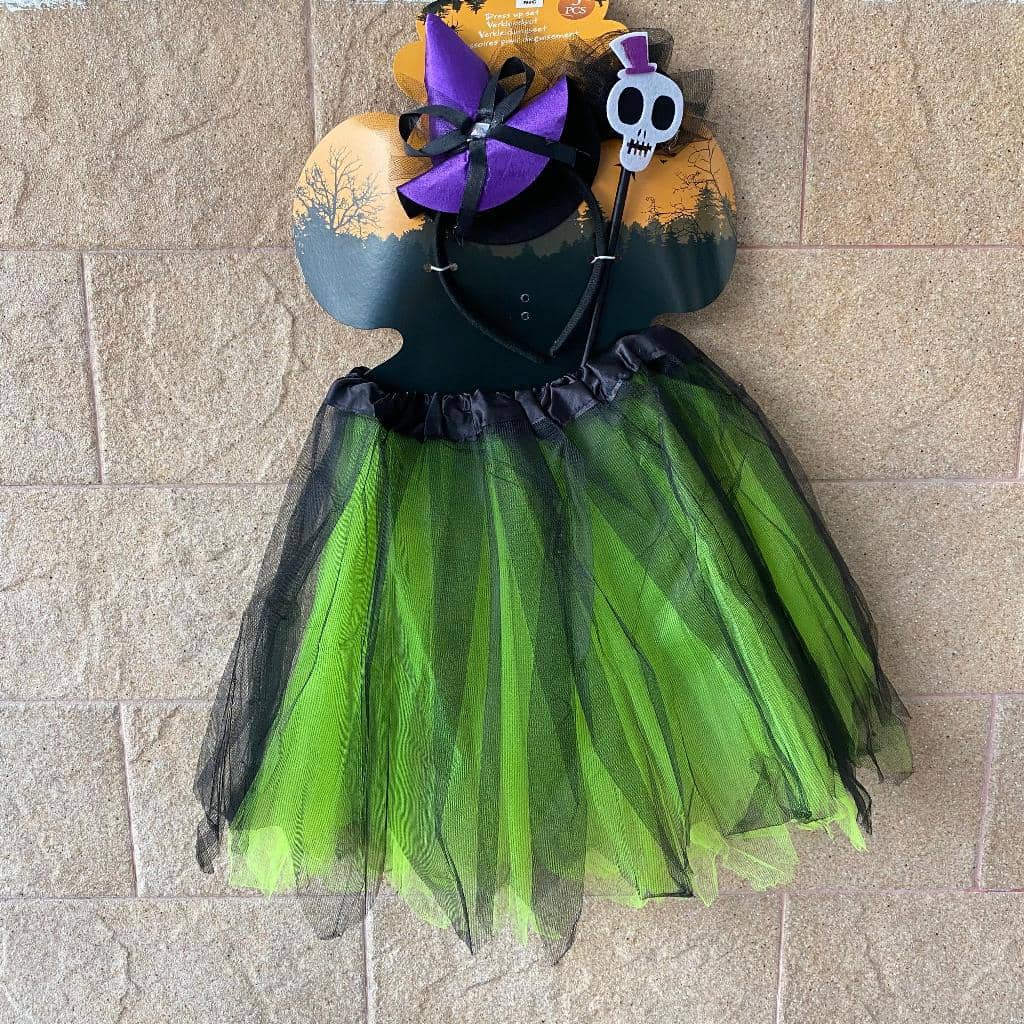 kostum halloween balita