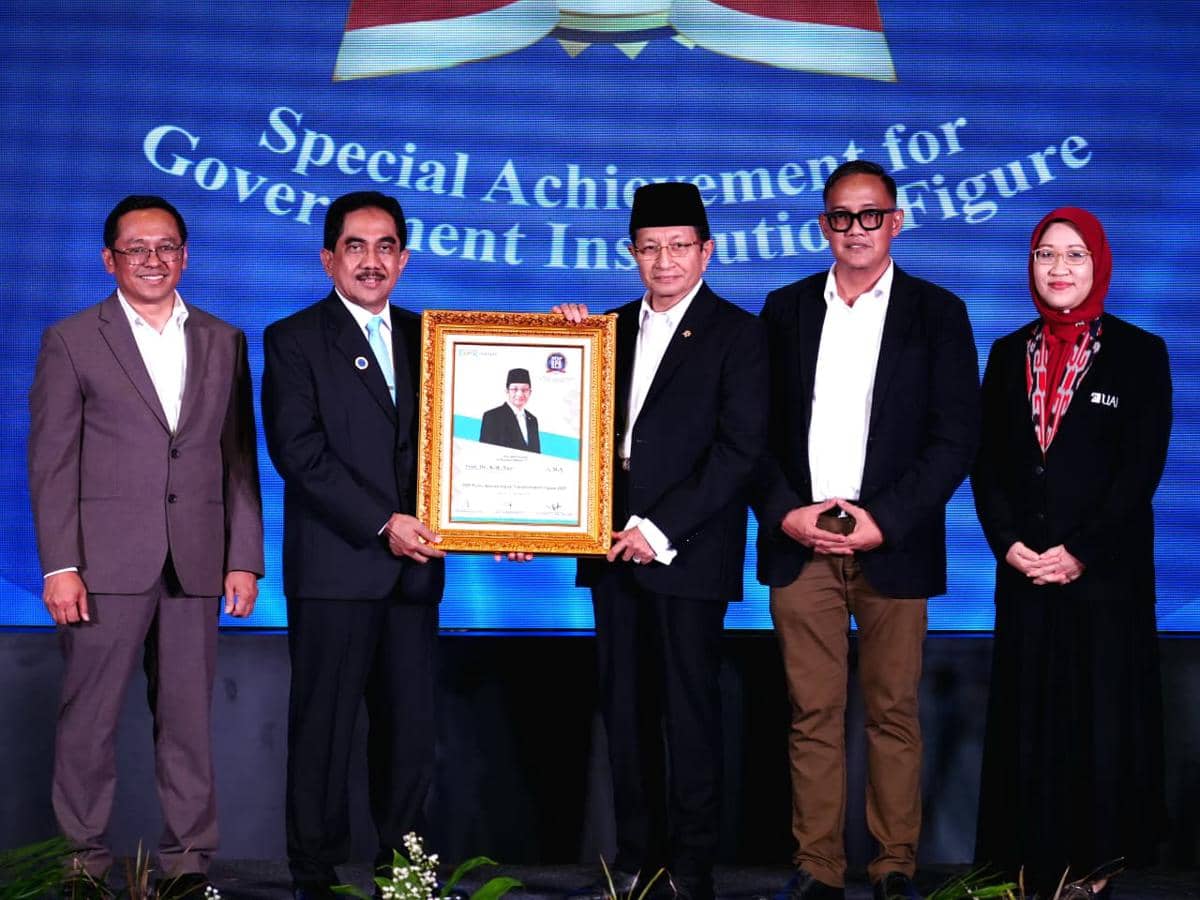 Menag Nasaruddin Dapat TOP Government Public Relation Award 2026